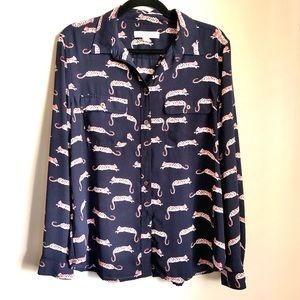 3 for 30$ Ann Taylor Navy Blue cheetah blouse
